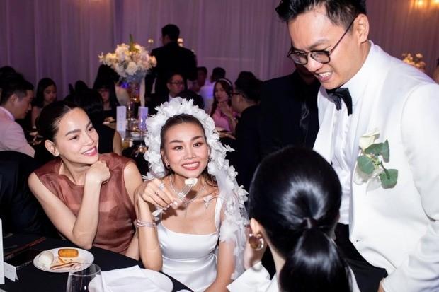 Giới showbiz đăng ảnh cưới Thanh Hằng-6