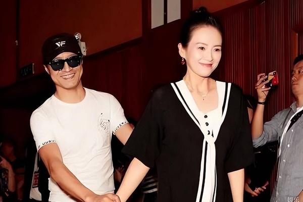 Hậu ly hôn Uông Phong, mối tình buồn năm 25 tuổi của Chương Tử Di bất ngờ bị khơi lại-6