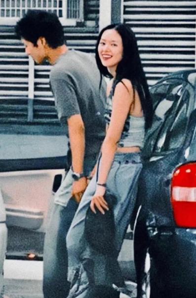 Hậu ly hôn Uông Phong, mối tình buồn năm 25 tuổi của Chương Tử Di bất ngờ bị khơi lại-3
