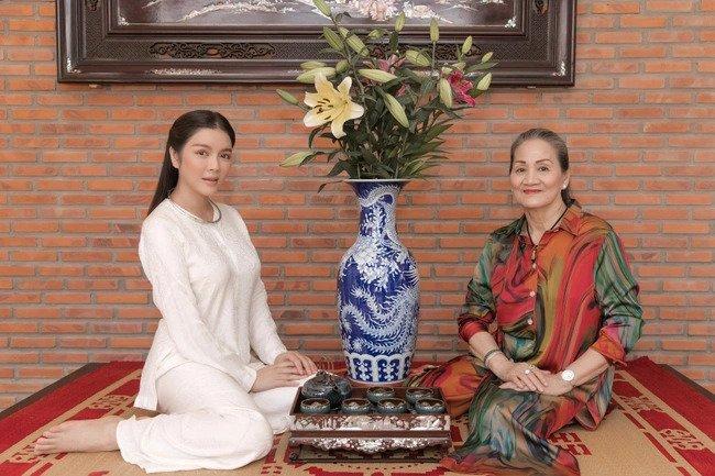 Sao Việt chi tiền tỷ xây nhà báo hiếu bố mẹ: Tiểu Vy tậu nhà mặt phố, Lý Nhã Kỳ tặng hẳn resort và biệt phủ-6