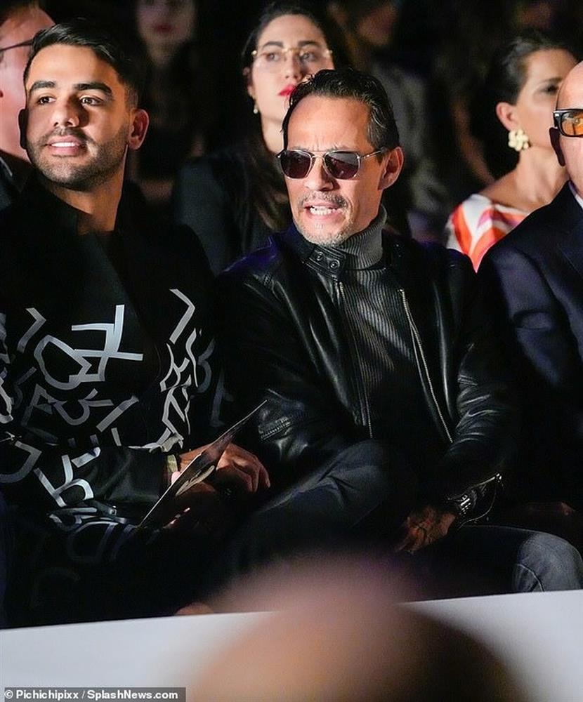 4 tháng sau khi sinh con, Hoa hậu Hoàn vũ Paraguay tái xuất sàn catwalk-3