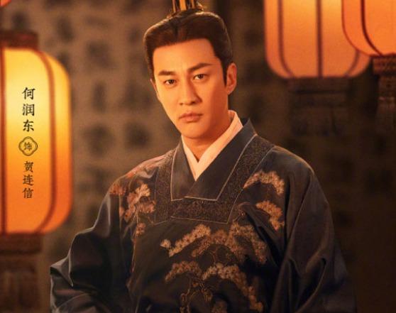 Hà Nhuận Đông gây tranh cãi khi đóng phim cổ trang ngôn tình ở tuổi U50-2