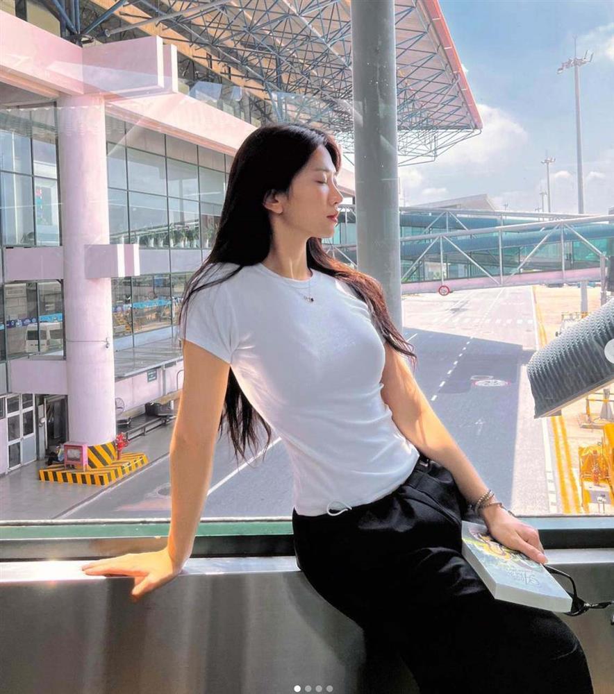 Lê Bống quá khứ hở bạo bị chỉ trích, nay mặc gì cũng được khen-6