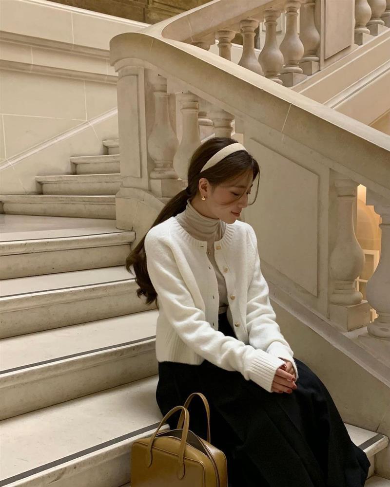 Áo khoác dáng ngắn là kiểu áo đáng sắm nhất trong mùa lạnh năm nay-6