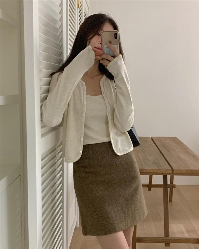 Áo khoác dáng ngắn là kiểu áo đáng sắm nhất trong mùa lạnh năm nay-7