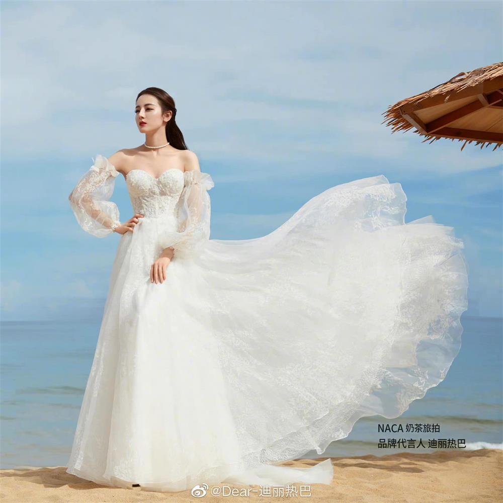 Địch Lệ Nhiệt Ba đẹp như cô dâu trong bộ ảnh mới-9