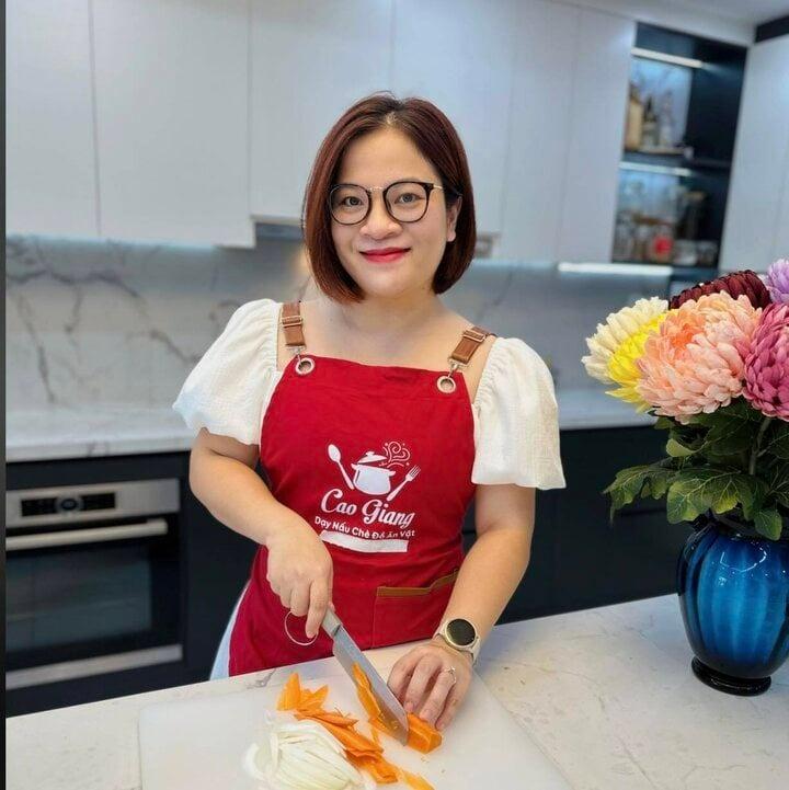 Loạt mâm cơm 20 nghìn đồng gây sốt mạng của người phụ nữ Hà Nội-1