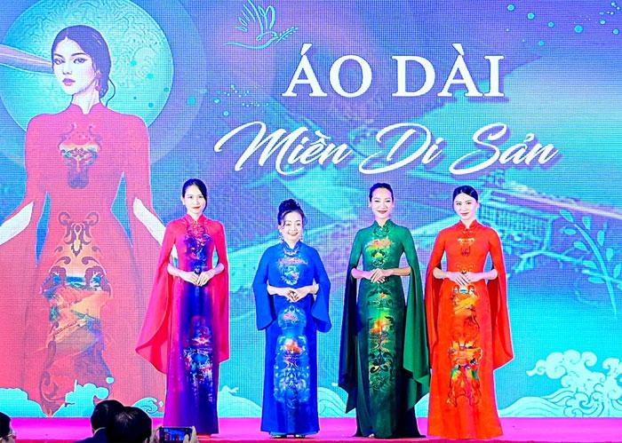 NTK Dung May mang cảnh đẹp Yên Bái vào BST áo dài Miền Di Sản Tinh Hoa-3