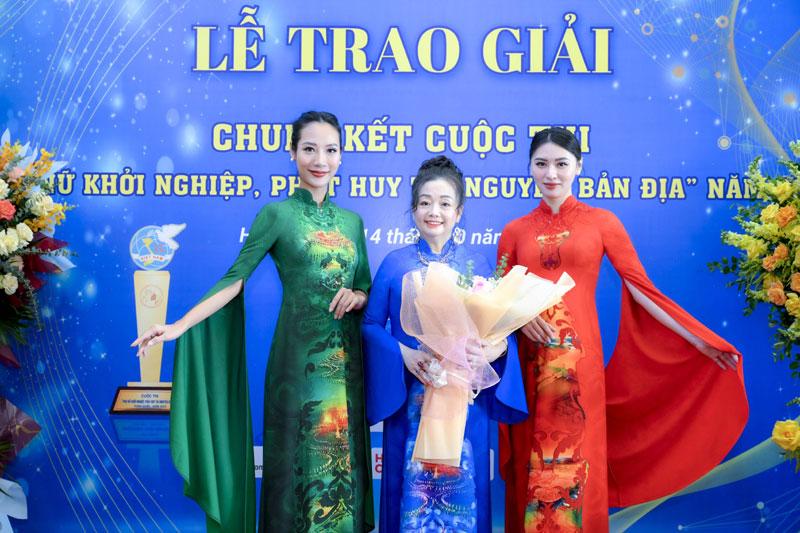 NTK Dung May mang cảnh đẹp Yên Bái vào BST áo dài Miền Di Sản Tinh Hoa-2