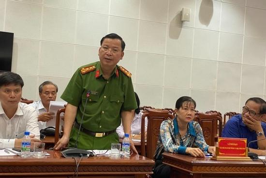 Bắt tạm giam thiếu niên bỏ bả chó vào sữa khiến cha và bà nội tử vong