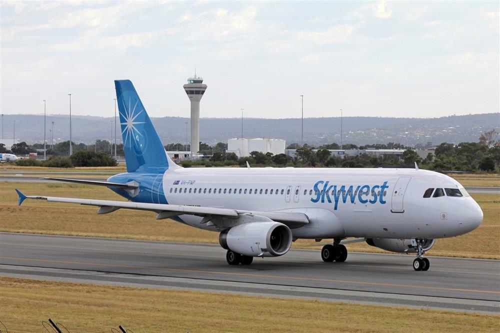 Hai máy bay chở khách suýt đâm vào nhau do gặp thời tiết xấu-2