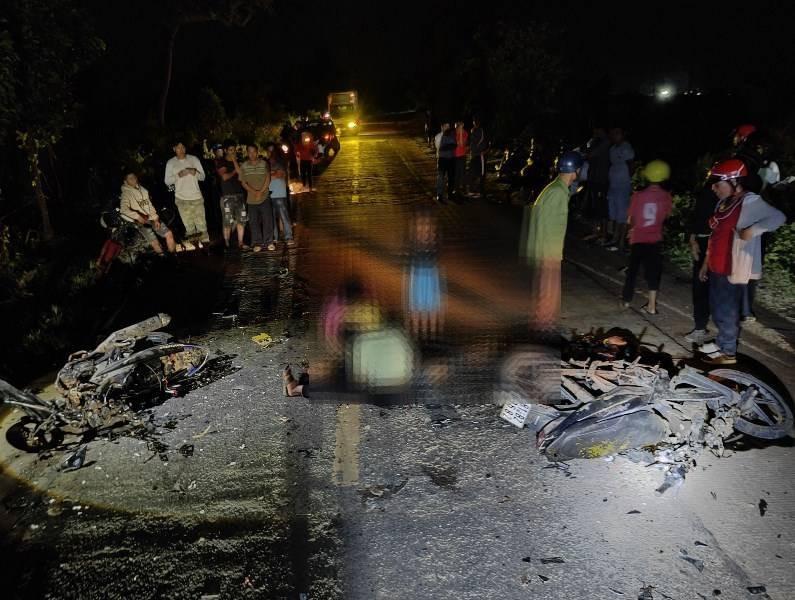 4 thanh thiếu niên tử vong sau tai nạn giữa hai xe máy ở Gia Lai-1