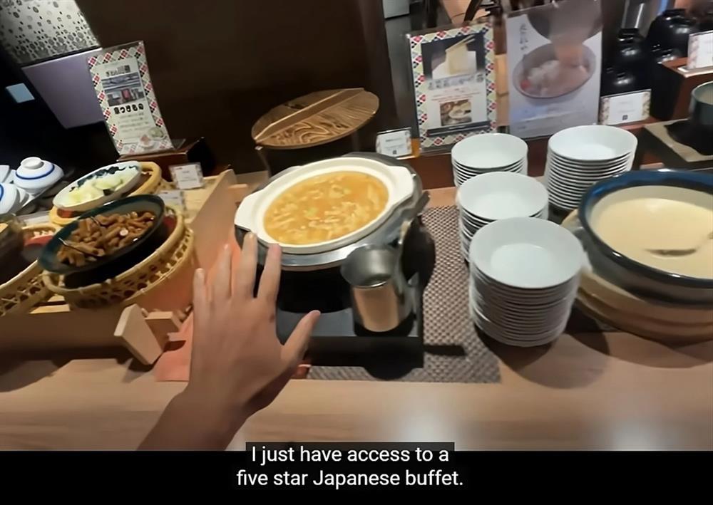 Bức xúc du khách quay video trốn vé tàu ở Nhật, đi ăn không trả tiền-2