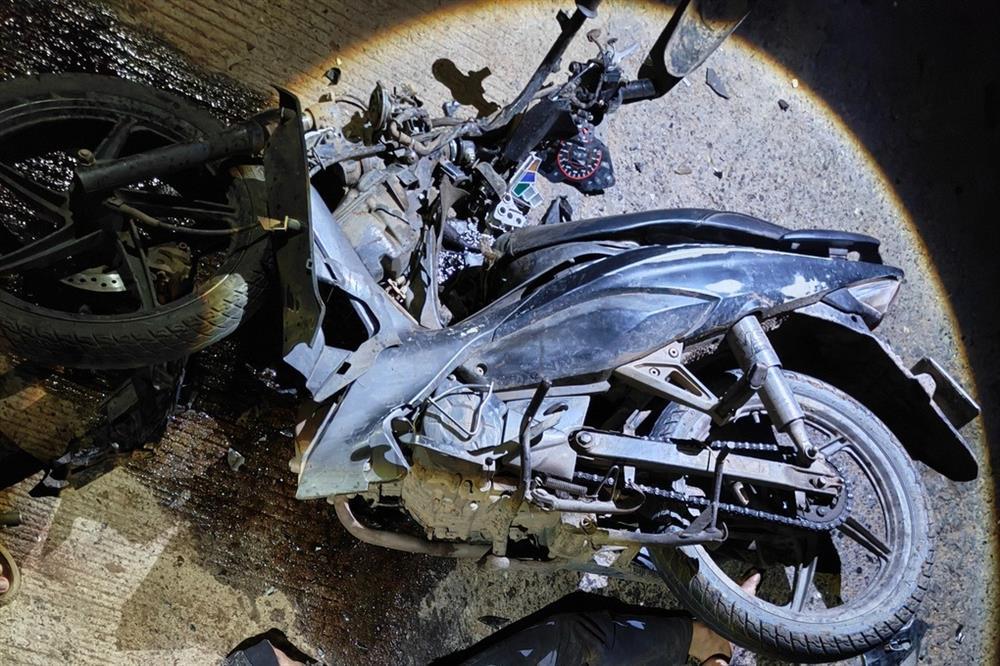 Vụ 4 thanh thiếu niên tử nạn: Không tìm thấy mũ bảo hiểm-2