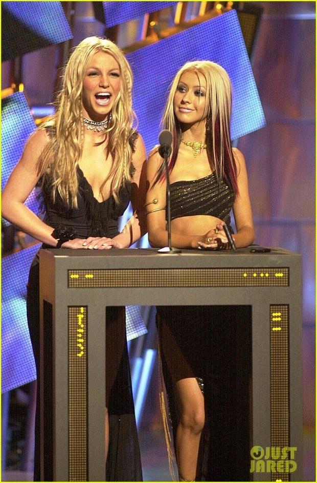 Britney Spears công khai chỉ trích Christina Aguilera và bạn trai cũ Justin Timberlake-5