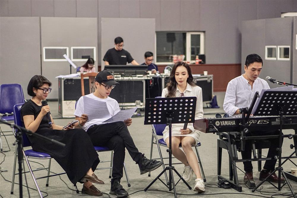 Hồ Quỳnh Hương chọn nhạc Đỗ Bảo để tái xuất sau 10 năm ở ẩn-2