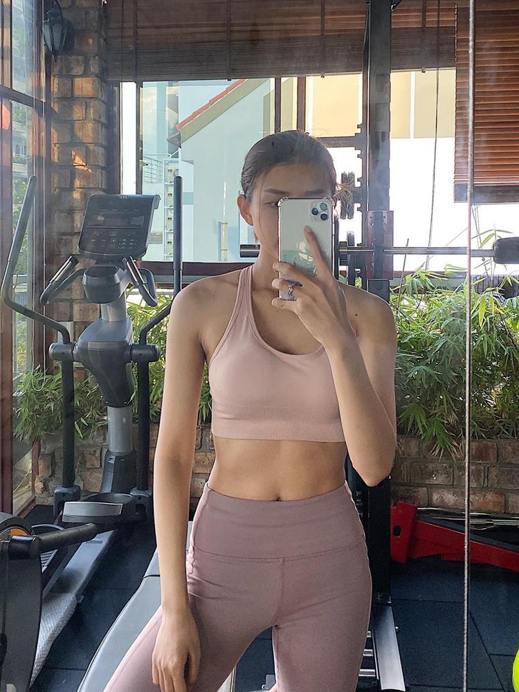 Vợ Phan Mạnh Quỳnh có cuộc sống sang chảnh, ngày càng nóng bỏng-7