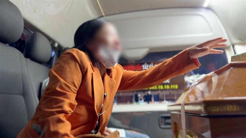 Bệnh viện lên tiếng vụ mẹ định đặt thi thể con vào thùng mì tôm đưa về quê-1