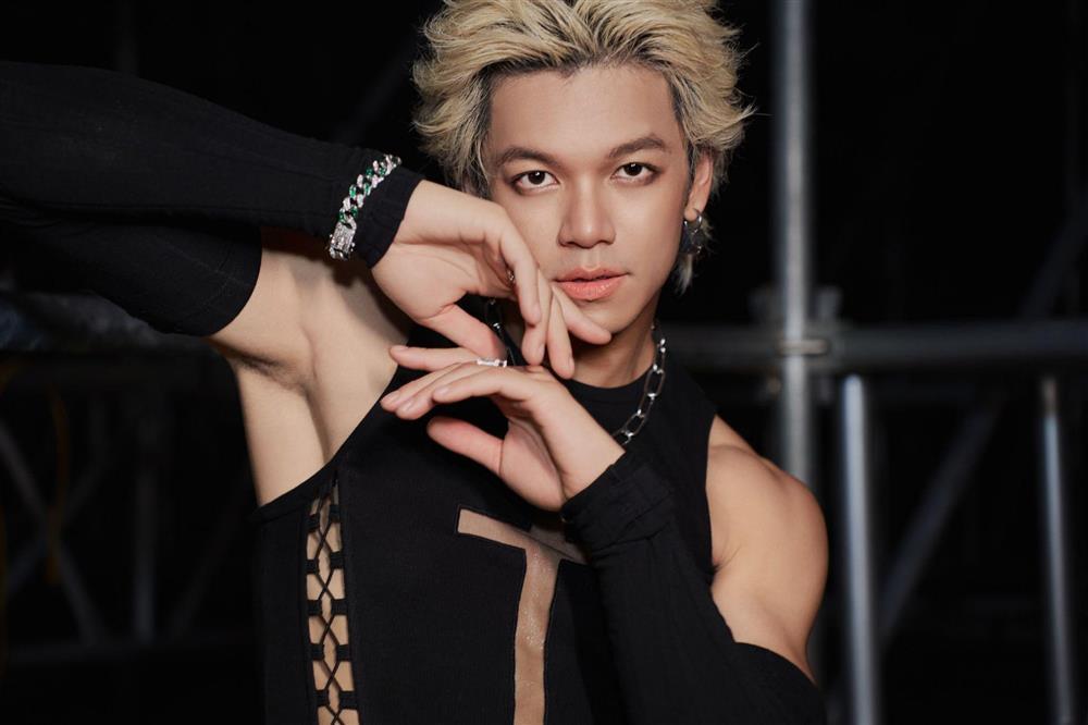 Trọng Hiếu bất ngờ kết hợp với dàn rapper đình đám để hát nhạc nhẹ nhàng-2