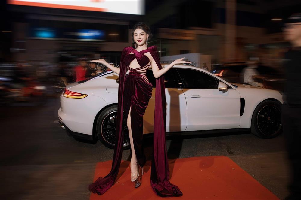 Hậu chi 1 tỷ căng da mặt, Lâm Khánh Chi phản ứng khi bị nói giống Quỳnh Búp Bê-8