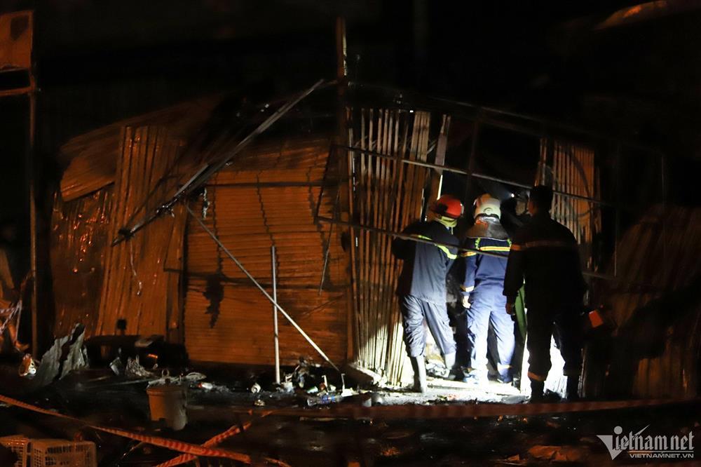 Hiện trường vụ cháy khiến 3 mẹ con tử vong ở Hà Nội-7