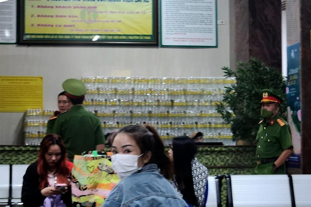 Công an có mặt tại bến xe Thành Bưởi ở Đà Lạt-1
