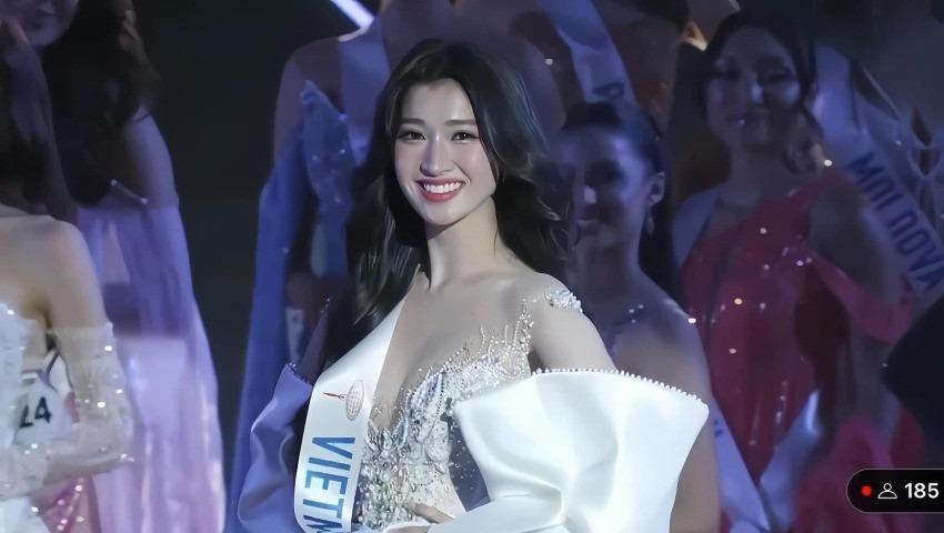 Phương Nhi khóc nức nở khi trượt top 7 Miss International 2023-4