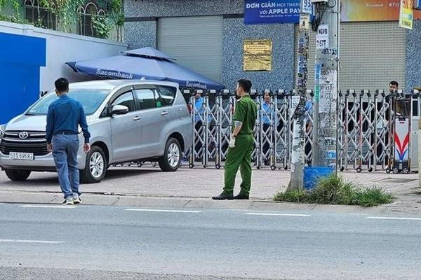 Vụ cướp ngân hàng ở TPHCM: Nhóm cướp chia nhau hơn 3,4 tỷ đồng, rồi đốt xe máy phi tang-3