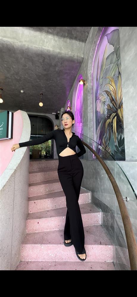 Vũ công Phạm Lịch khoe sắc vóc không thua chị kém em trong dàn 30 Chị Đẹp Đạp Gió Rẽ Sóng-5