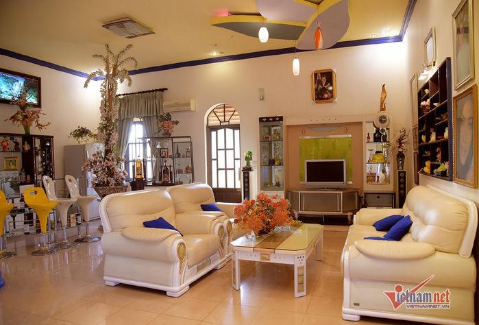 Chi tiết lạ lùng trong căn biệt phủ 10.000m2 của MC có hơn 10 lần tổ chức đám cưới-6