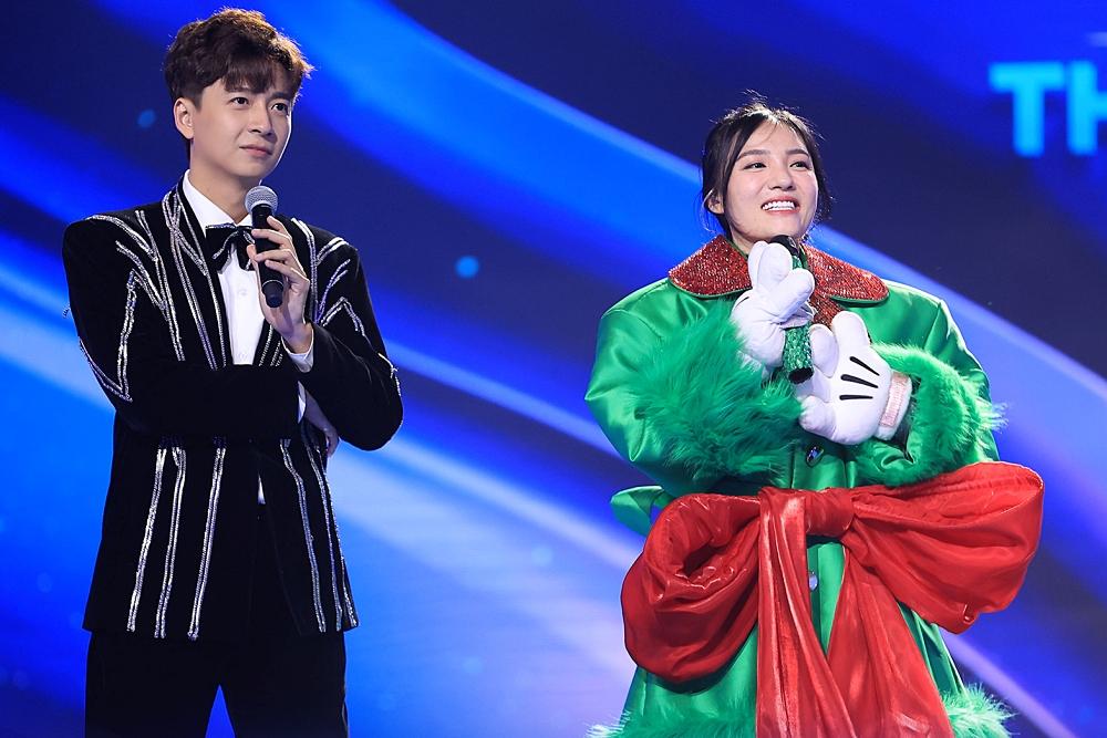 Ca Sĩ Mặt Nạ: Chuột Cherry lộ diện là ca sĩ có 50 cổ họng-5