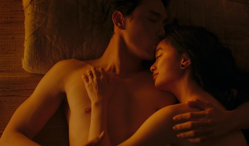 Hậu trường cảnh nóng dữ dội của Kaity Nguyễn trong phim 18+-4