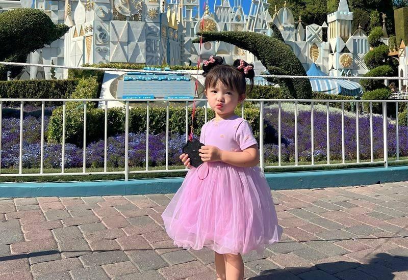 Bé Winnie hóa nữ hoàng băng giá ngày sinh nhật, Đông Nhi để lộ chi tiết nghi vấn đang bầu lần 2?-7