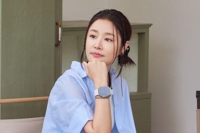 Á hậu bị ghét nhất Hong Kong kết hôn-3