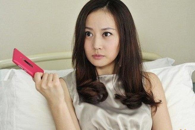 Đến nhà anh rể ở 3 tháng, em vợ tái mặt thấy cảnh trong bếp-2