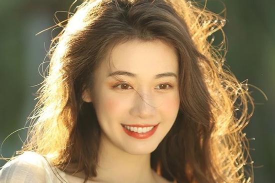 Tử vi thứ Hai 30/10/2023: Dần - Ngọ tài lộc, Thân - Hợi ảm đạm