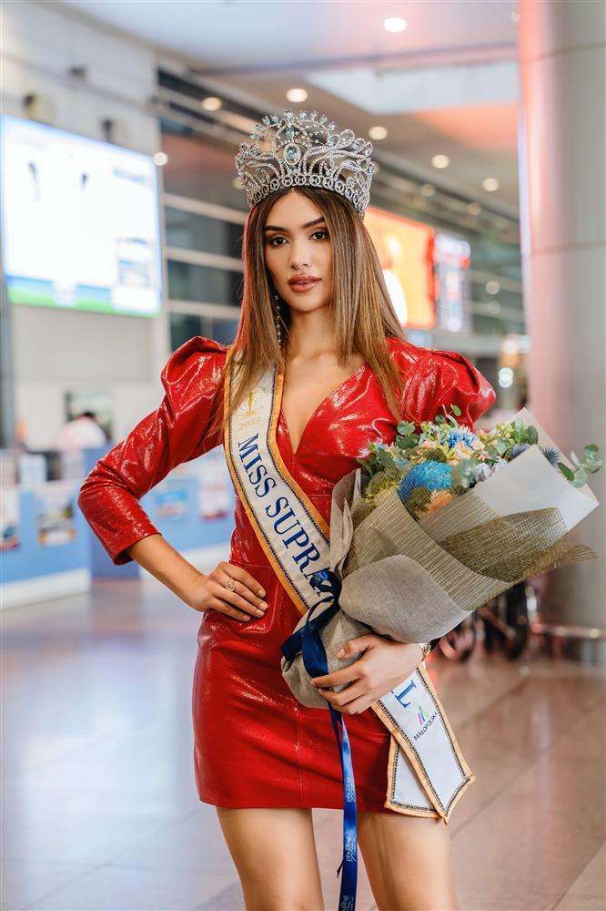 Trương Ngọc Ánh trẻ đẹp bên Hoa hậu Siêu quốc gia 2023 kém 15 tuổi-2