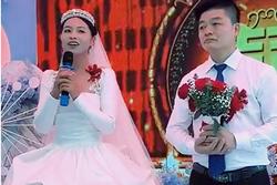 Người chồng gây xúc động khi tổ chức đám cưới cho vợ sau 14 năm kết hôn