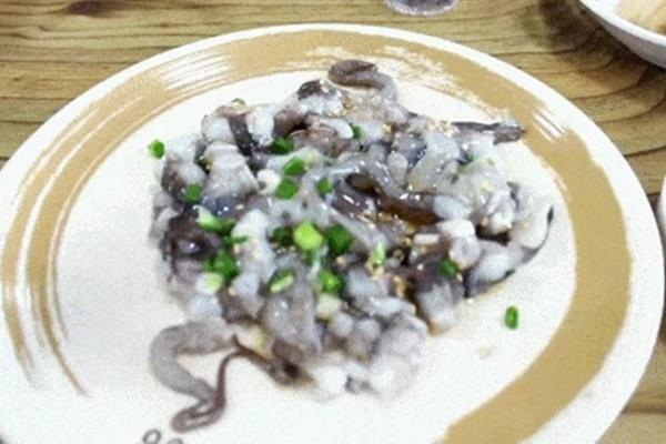 Tranh cãi biển báo nhắm vào người béo ở Hàn Quốc: Không ác ý đâu, là tạo động lực thôi mà-3