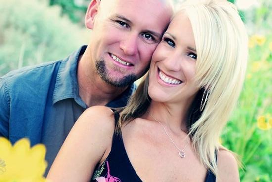 Người phụ nữ cùng 'phi công' kém 11 tuổi, lập mưu giết chồng