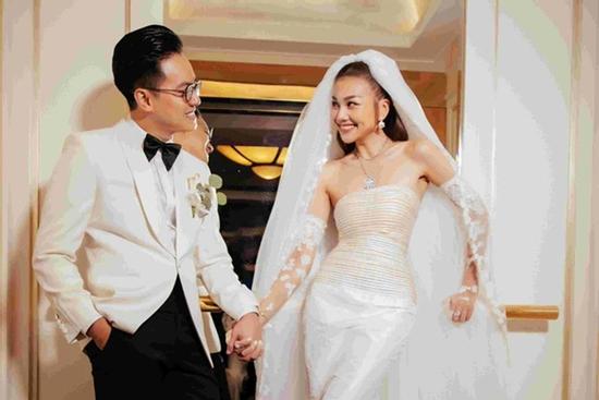 Thanh Hằng và ông xã Nhật Minh đón 'tin vui' ngay sau hôn lễ đẹp tựa cổ tích