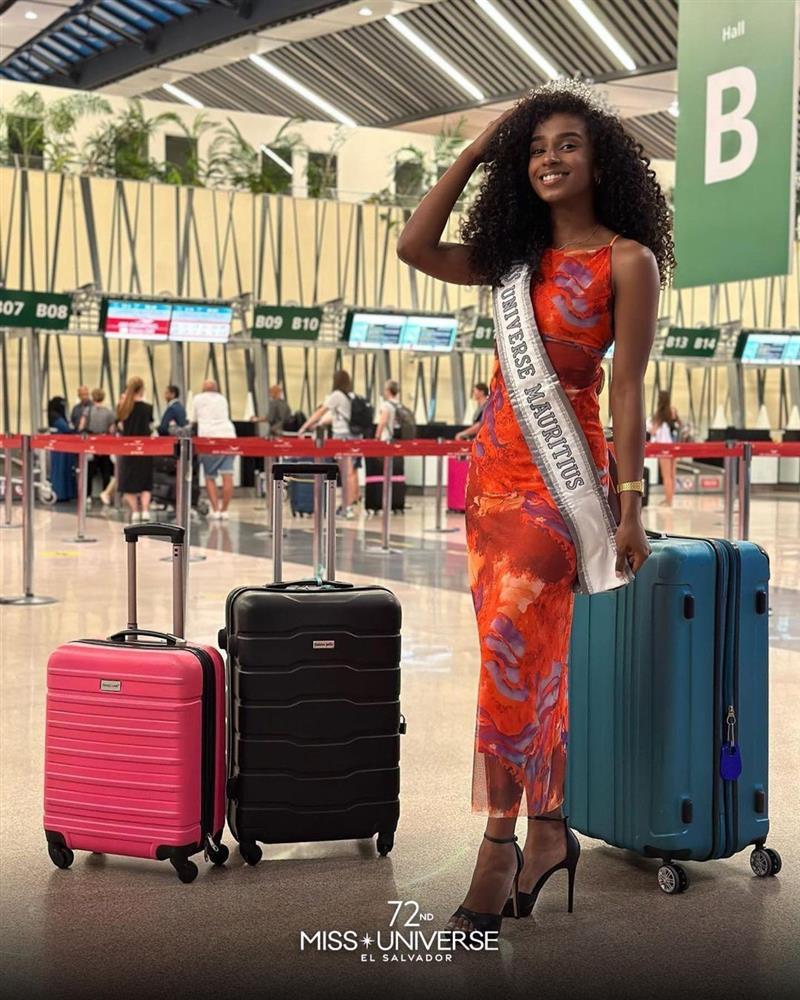 Dàn người đẹp lên đường dự thi Hoa hậu Hoàn vũ 2023-17