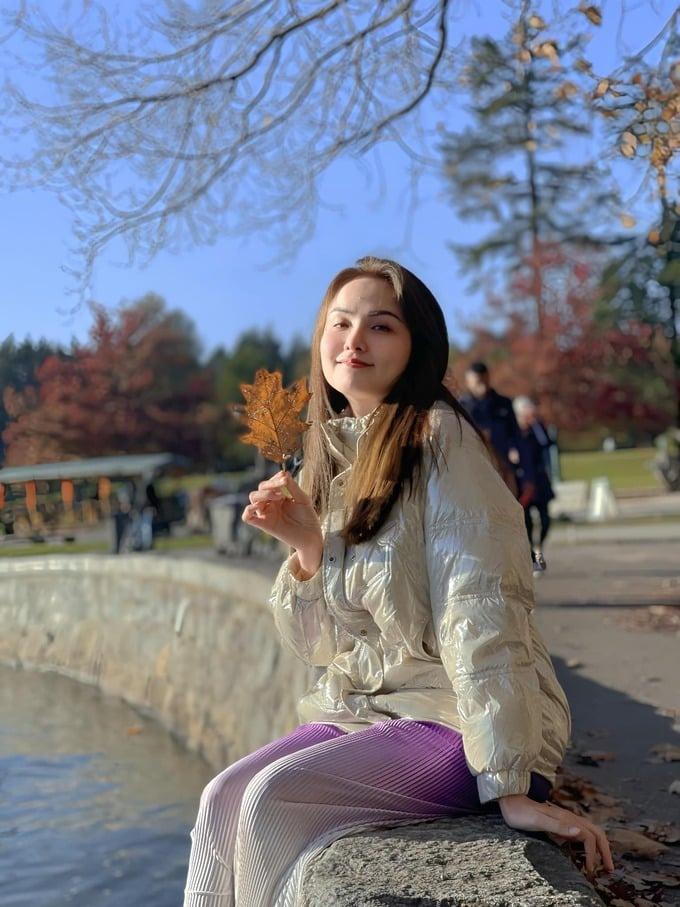 Cuộc sống của Hoa hậu Diễm Hương khi định cư Canada, sống bằng nghề phun xăm-3