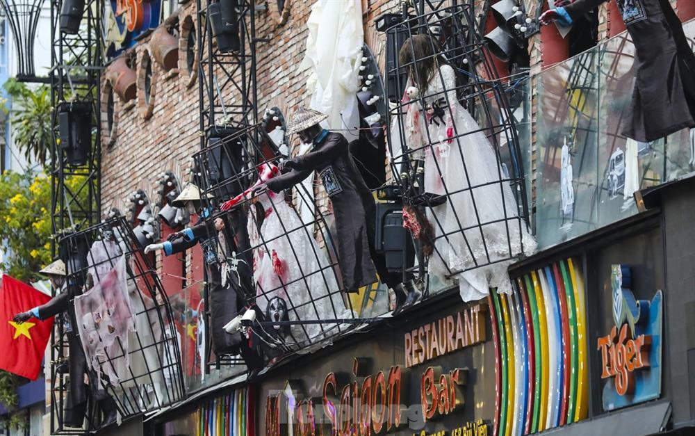 Phố Tây Bùi Viện ngập tràn hình ảnh ‘ma mị’ trước đêm Halloween-8