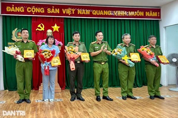 Bắt giữ tên cướp bịt mặt, cướp dây chuyền vàng của người đi đường-2