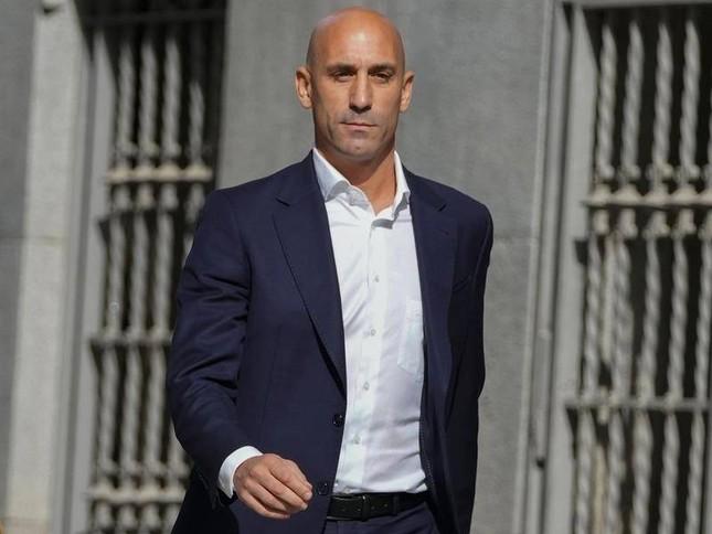 Cựu chủ tịch LĐBĐ Tây Ban Nha nhận án kỷ luật nặng từ FIFA-1