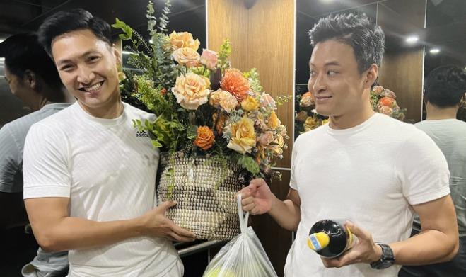 Hồng Đăng và Mạnh Trường thân từ phim ra ngoài đời, mối quan hệ giữa hai người vợ càng gây chú ý hơn-5