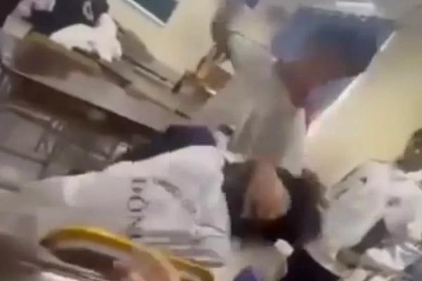 Xôn xao hình ảnh người mặc đồ tu hành chửi, đánh đệ tử-2