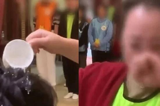 Không đạt KPI, cô gái bị đồng nghiệp xếp hàng dội nước lạnh lên đầu