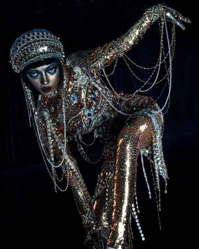 Sao Việt hoá trang Halloween: Lý Nhã Kỳ thành Megan Fox; Thiên Ân hoá tiên hắc ám-8